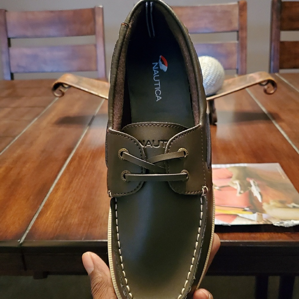 Shoes - Picture 2 of 3